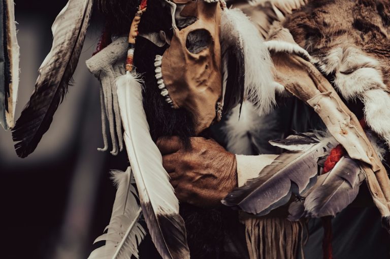 Photo tribal conflict strategies