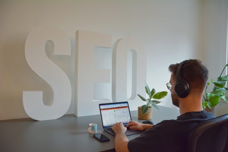 Photo SEO strategy