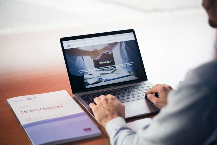 Photo contract pitfalls, web design, website setup, deliverable inspection